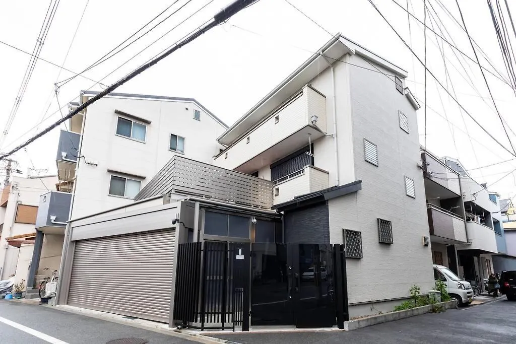 Eene Stay Osaka